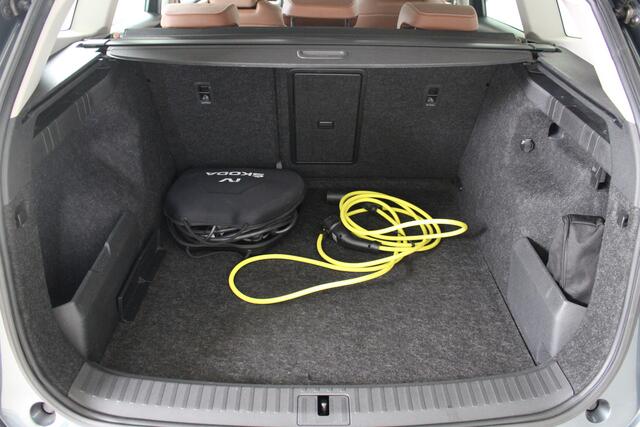 Skoda Enyaq iV 80 Panoramadak | Leder | Crystal Led | Camera | 90 % SoH