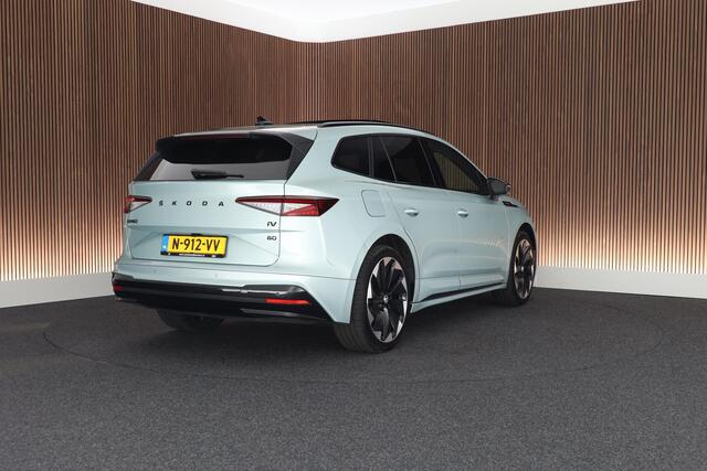 Skoda Enyaq iV 80 204pk Sportline Panoramadak Keyless Memory Stoelverwarming Navigatie