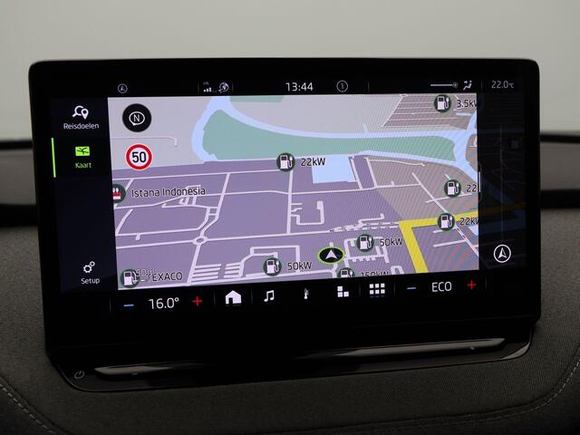 Skoda Enyaq iV 60 180 Pk | Stoel/Stuurverwarming | Adaptive Cruise | Camera | Warmtepomp | Half Leer | CarPlay | 19 Inch | 87.971 Km !!