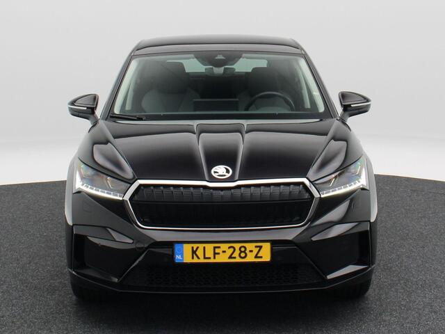 Skoda Enyaq iV Coupé 85 Business Edition 285 Pk | Stoel/Stuurverwarming | Camera | Panorama dak | Adaptive Cruise | Half Leer | CarPlay | 19 Inch | 35.974 Km !!