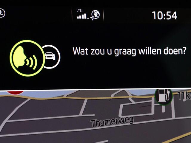 Skoda Enyaq iV Coupé 80 204pk · SOH 96,5% · Panoramadak · Camera · Apple/Android Car Play · Cruise Control · 20"Velgen · Sfeerverlichting ·