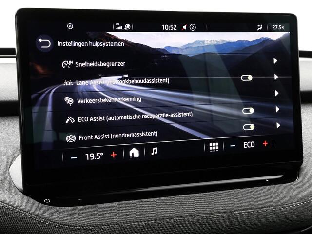 Skoda Enyaq iV Coupé 80 204pk · SOH 96,5% · Panoramadak · Camera · Apple/Android Car Play · Cruise Control · 20"Velgen · Sfeerverlichting ·