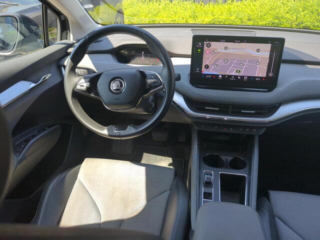 Skoda Enyaq iV 60 | Geen import | Trekhaak | Achteruitrijcamera