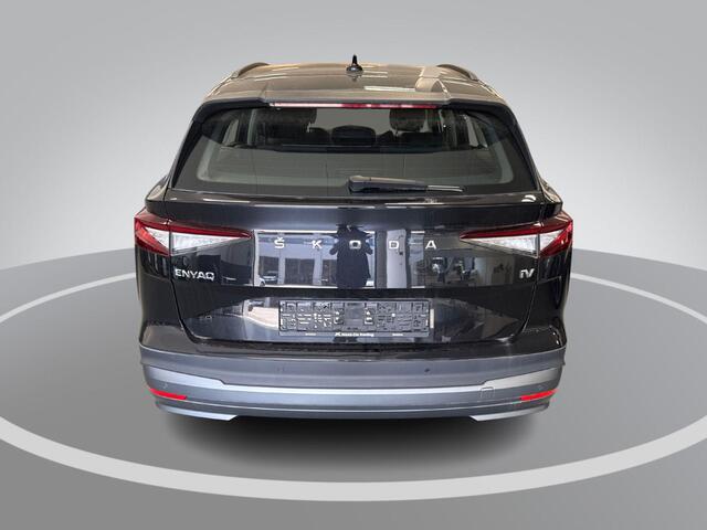 Skoda Enyaq iV 50 150pk Selection · Camera · Apple/Android Car Play · Cruise Control · Sfeerverlichting · 19"Velgen · Navigatie ·