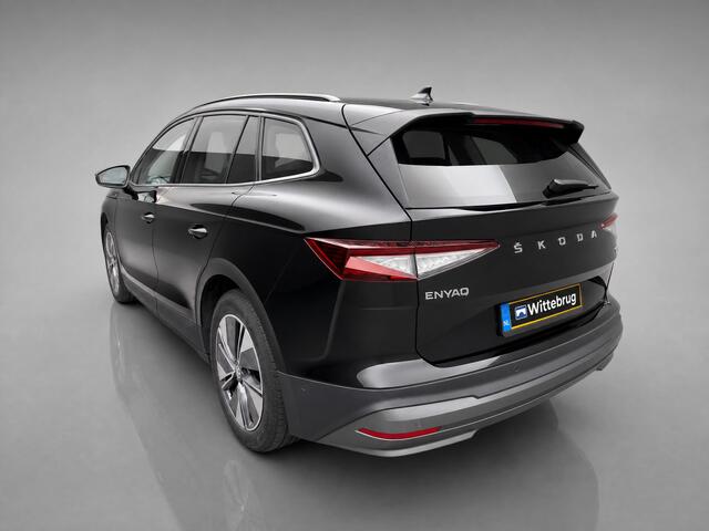Skoda Enyaq iV 60 / Navigatie / App connect / Camera / Parkeersensoren V+A / Lichtmetaal 19 inch /