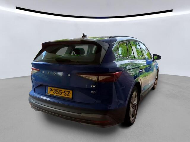 Skoda Enyaq iV 60 180pk 58kWh Automaat / Navigatie / Clima / Parkeersensoren / LED verlichting / App-connect TRANS