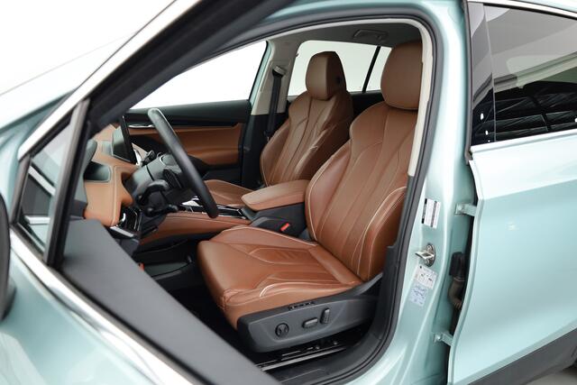 Skoda Enyaq iV 60 | RIJKLAAR!! | Warmtepomp | Adapt. Cruise | Trekhaak | Stoel- Stuurverw. | Memory | Keyless