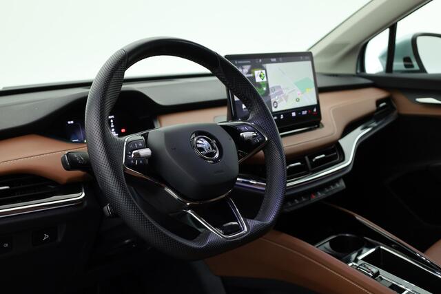 Skoda Enyaq iV 60 | RIJKLAAR!! | Warmtepomp | Adapt. Cruise | Trekhaak | Stoel- Stuurverw. | Memory | Keyless