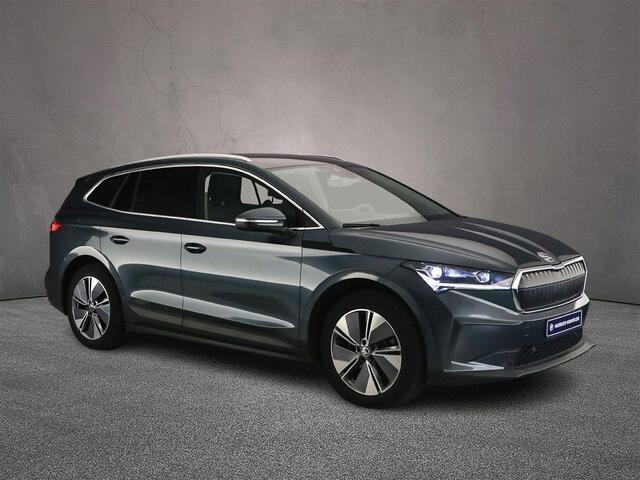 Skoda Enyaq iV 60 180pk Automaat Trekhaak, Warmtepomp, Adaptive cruise control, Navigatie, Parkeersensor achter, LED matrix koplampen, Stoelverwarming, App connect