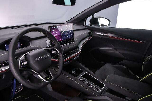 Skoda Enyaq iV 85X RS 340pk Automaat Trekhaak, Adaptive cruise control, LED matrix koplampen, Achteruitrijcamera, Elektrische achterklep, Navigatie, Stuurwiel verwarmd