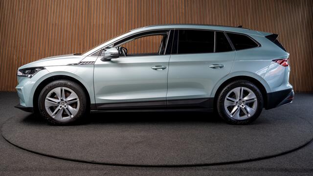 Skoda Enyaq iV 80 SOH: 91,7% Leder Memory Camera Elektr. trekhaak Warmtepomp Navi Climate voor & achter Stoelverwarming PDC Virtual cockpit Cruise control LM velgen BTW auto