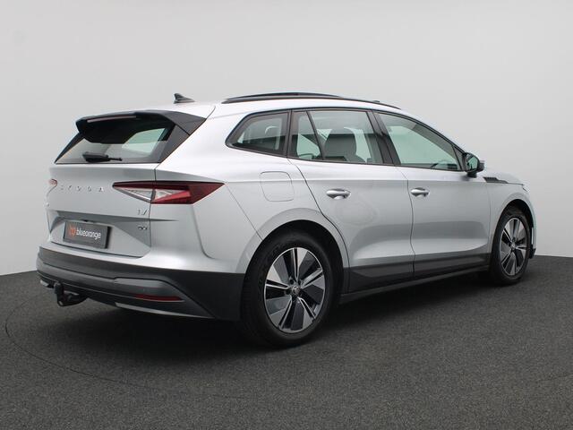Skoda Enyaq iV 60 Selection 180PK Aut. SOH 92,5%, Panoramadak, Trekhaak, Dodehoek detectie, Warmtepomp, Leder, 19" LM Velgen, Navi