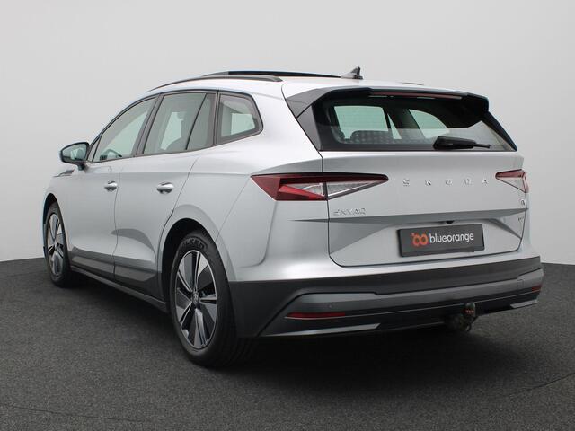 Skoda Enyaq iV 60 Selection 180PK Aut. SOH 92,5%, Panoramadak, Trekhaak, Dodehoek detectie, Warmtepomp, Leder, 19" LM Velgen, Navi