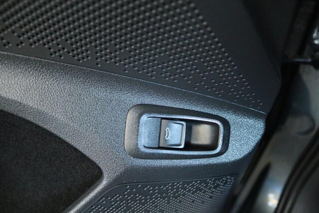 Skoda Enyaq iV 80 (STOEL/STUUR VERWARMING, CRUISE ADAPTIEF, CAMERA, NAVIGATIE)