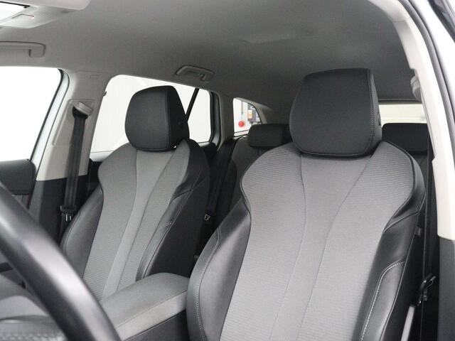 Skoda Enyaq iV 60 | SOH 90,8% | Half leder | Cruise control | Carplay | Sfeerverlichting | Camera | Park assist | Climate control | Elektrische achterklep | Trekhaak