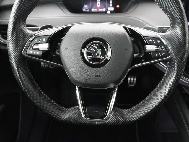 Skoda Enyaq iV 80 Business Edition | SOH 93,6% | Panoramadak | Leder/alcantara | Memory | Stuur/stoel verwarming | Adaptive cruise | Carplay | Sfeerverlichting | Camera | Park assist | Trekhaak