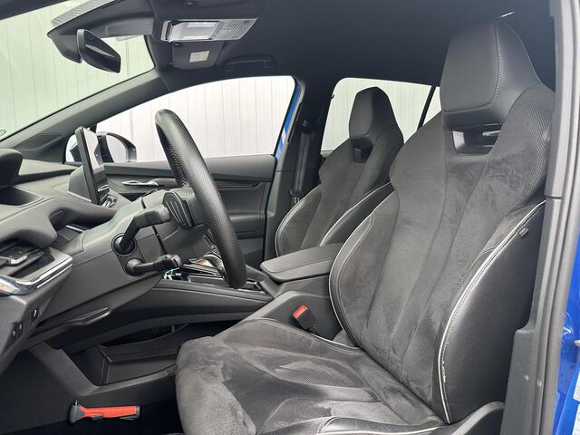 Skoda Enyaq iV 60 Sportline / Elektrisch Wegklapbare Trekhaak / Elektrische Bestuurdersstoel met Memory / Apple Carplay & Android Auto / 360 Graden Camera /