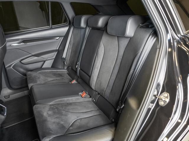Skoda Enyaq iV 80 Sportline SOH 93% 204pk / Panoramadak / Achteruitrijcamera / Stoelverwarming /