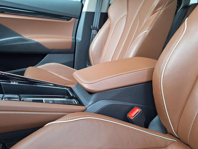Skoda Enyaq iV 80 | SOH: 88,4% | Panorama | Havana Leder | Trekhaak | Blindspot | Memory Seat |