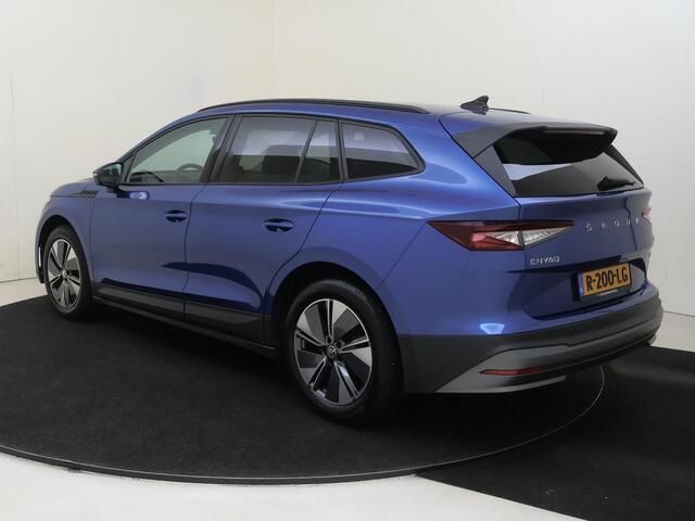 Skoda Enyaq iV 60 | SoH 90% | Navigatie | Stoelverwarming | Keyless | Half lederen bekleding | Cruise control | CarPlay | 3-zone airco |