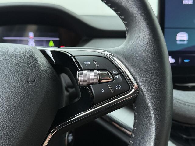Skoda Enyaq iV 60 | 180 PK | SoH 89% | Achteruitrijcamera | Cruise control | Navigatiesysteem | Stoelverwarming | Apple Carplay/Android Auto |