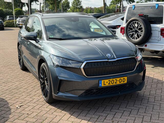 Skoda Enyaq iV 60 First Edition / Camera / CarPlay / Keyless / Matrix LED / 20'' / Dodehoek / Stoelverwarming / DAB / ACC