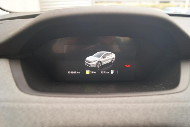 Skoda Enyaq iV Coupé 80 Business Edition -PANO-ECC-LMV-CAM