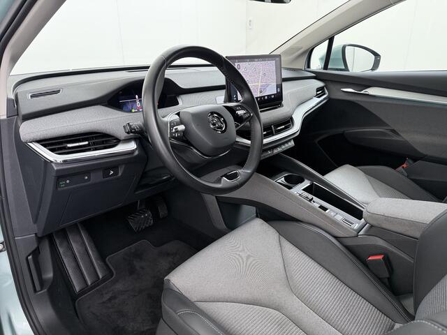 Skoda Enyaq iV 60 SOH 93% Camera Comfort-pakket Draadloze telefoonlader Keyless entry Privacy Glas Apple Carplay Android Auto Navi Ecc Pdc P-Assist Lmv Led Isofix Mirrorlink® Cruise Control 1e Eigenaar Origineel Nederlandse Auto