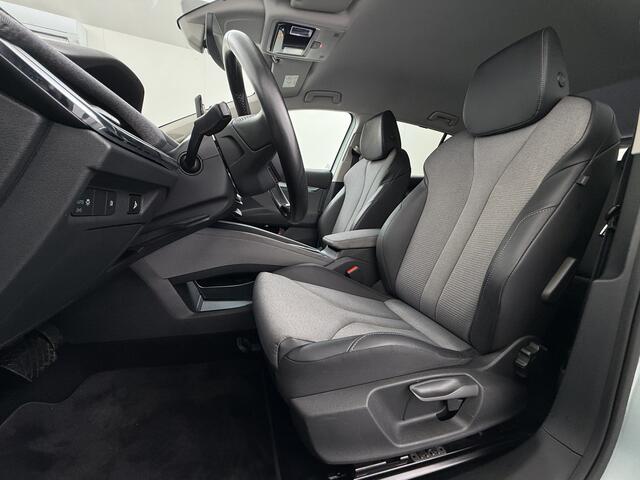 Skoda Enyaq iV 60 SOH 93% Camera Comfort-pakket Draadloze telefoonlader Keyless entry Privacy Glas Apple Carplay Android Auto Navi Ecc Pdc P-Assist Lmv Led Isofix Mirrorlink® Cruise Control 1e Eigenaar Origineel Nederlandse Auto