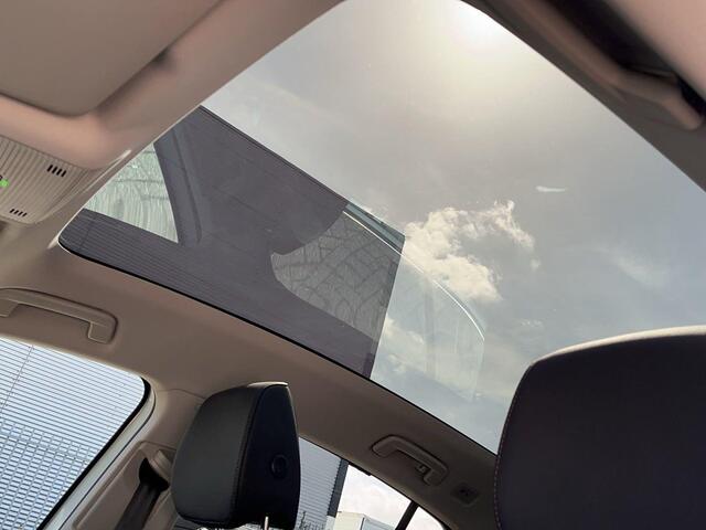 Skoda Enyaq iV Coupé 80 Business Edition Plus 204pk | Business Upgrade pakket | Panoramadak | Leder-pakket | Apple Carplay/Android Auto | Cruise control adaptief | Dodehoek detectie | Matrix LED koplampen | Navigatiesysteem full map | Voorstoelen verwarmd