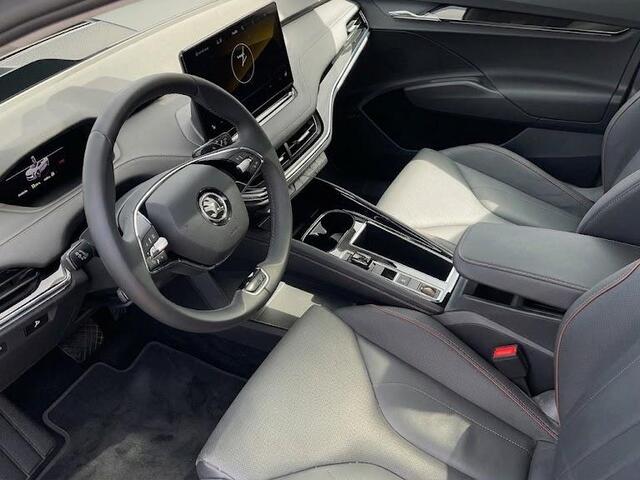 Skoda Enyaq iV Coupé 80 Business Edition Plus 204pk | Business Upgrade pakket | Panoramadak | Leder-pakket | Apple Carplay/Android Auto | Cruise control adaptief | Dodehoek detectie | Matrix LED koplampen | Navigatiesysteem full map | Voorstoelen verwarmd