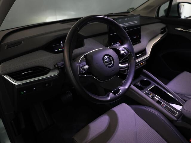 Skoda Enyaq iV 60 180 pk | Navigatie | Parkeersensoren (Park assist) | Autom. airco (3 zones) | Apple Carplay/Android Auto | Stoelverwarming |
