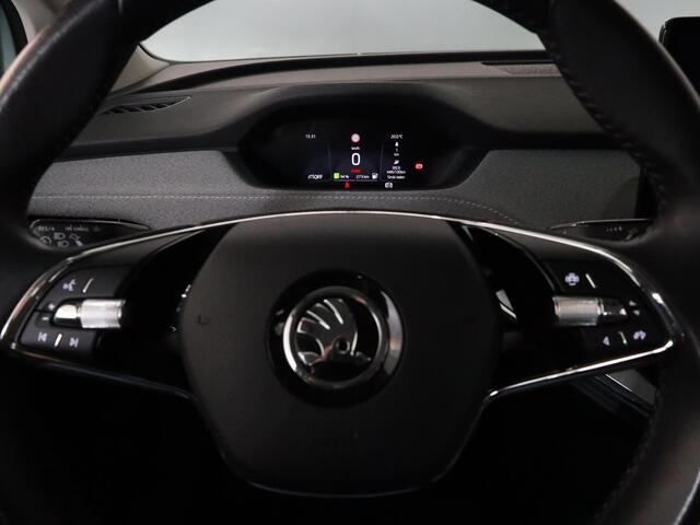 Skoda Enyaq iV 60 180 pk | Navigatie | Parkeersensoren (Park assist) | Autom. airco (3 zones) | Apple Carplay/Android Auto | Stoelverwarming |