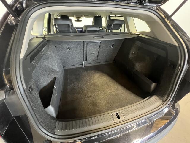 Skoda Enyaq iV 80 | Navigatie/Android/Apple Carplay | LMV 19" | Voorstoelen Verwarmd | Lederen Bekleding | Cruise Control | Head-Up Display | Airco |