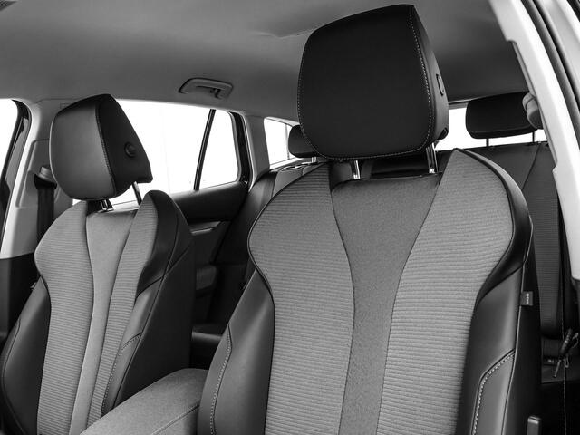 Skoda Enyaq iV 50 150pk · SOH 94,4% · Apple/Android Car Play · Camera · Navigatie · Cruise Control · 19'' Inch ·