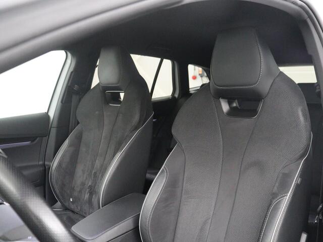 Skoda Enyaq iV 60 Sportline | SOH 91,8% | Leder/alcantara | Adaptive cruise | Stuur/stoel verwarming | Carplay | Sfeerverlichting | Climate control | Camera | Park assist | Trekhaak