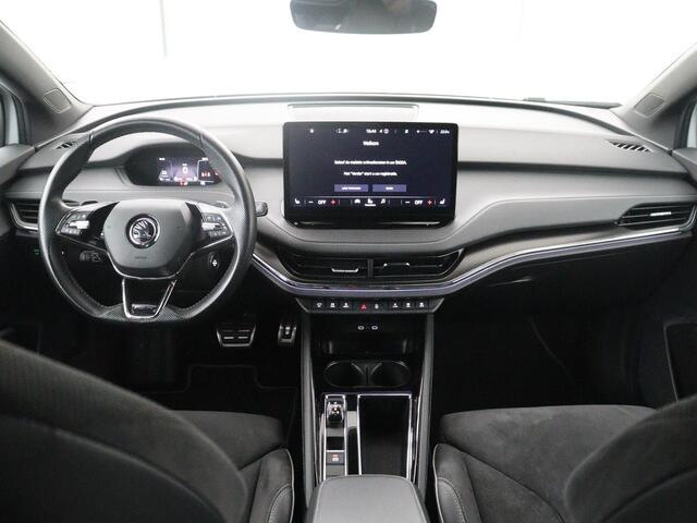 Skoda Enyaq iV 60 Sportline | SOH 91,8% | Leder/alcantara | Adaptive cruise | Stuur/stoel verwarming | Carplay | Sfeerverlichting | Climate control | Camera | Park assist | Trekhaak