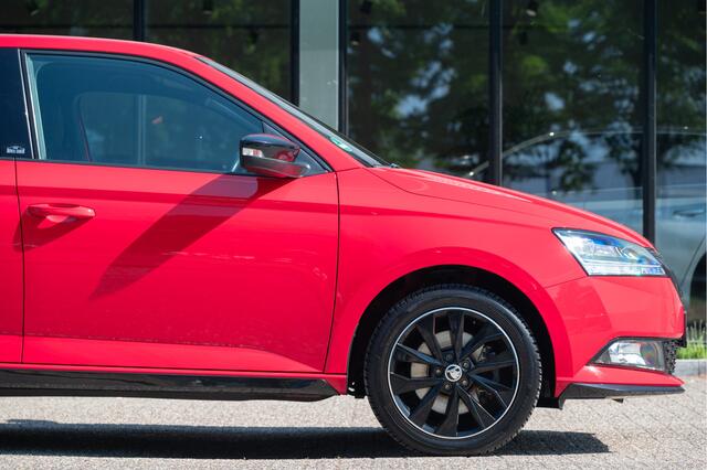 Skoda FABIA 1.0 TSI 110pk Monte Carlo | LED | Trekhaak | Stoelverw. | Navi by App | Clima | Cruise