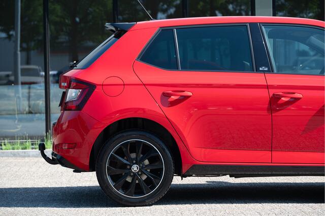 Skoda FABIA 1.0 TSI 110pk Monte Carlo | LED | Trekhaak | Stoelverw. | Navi by App | Clima | Cruise