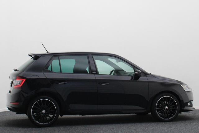Skoda FABIA 1.0 TSI Monte Carlo Navigatie, Stoelverwarming, Climate, Cruise, PDC, 17"