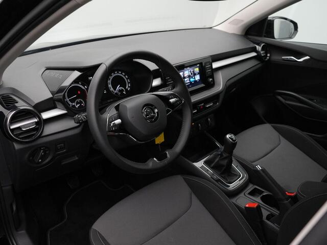 Skoda FABIA Ambition 1.0 MPI 80 pk | LED koplampen | Parkeersensoren achter | Navigatie via Apple Carplay / Android Auto | Cruise Control | DAB