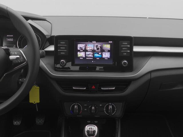 Skoda FABIA Ambition 1.0 MPI 80 pk | LED koplampen | Parkeersensoren achter | Navigatie via Apple Carplay / Android Auto | Cruise Control | DAB