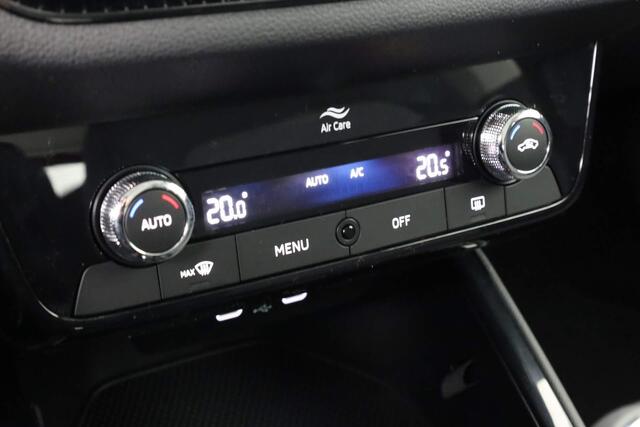 Skoda FABIA Ambition 1.0 MPI | LED koplampen | Parkeersensoren achter | Navigatie via Apple Carplay / Android Auto | Cruise Control Adaptief | Airconditioning
