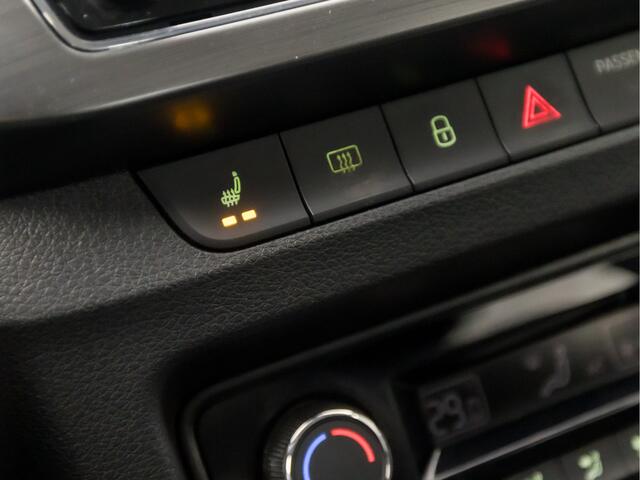 Skoda FABIA Combi 1.0 Sport (APPLE CARPLAY, NAVIGATIE, CLIMATE, STOELVERWARMING, SPORTSTOELEN, PARKEERSENSOREN, CRUISE, DAB+, LM VELGEN, NIEUWSTAAT)