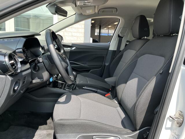 Skoda FABIA 1.0 TSI Business Edition / 15' LMV/ SMARTLINK/ CLIMA/ BLUETOOTH/ PARK. SENSOREN/ DAB/ CARKIT/ LANE ASSIST/ LEDER STUUR