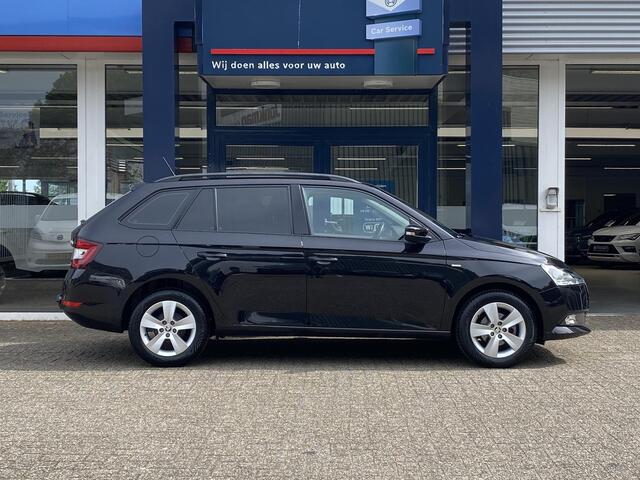 Skoda FABIA Combi 1.0 Clever / NL-Auto / 90.000 KM / Apple-Carplay & Android-Auto / Cruise-Control / Trekhaak / DAB radio-Bluetooth / Navi / Armsteun-Voor / Elektr.-Ramen Voor / PDC-Achter / 15'' LMV / All-Season / ENZ.