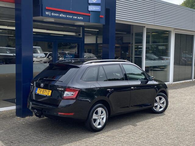 Skoda FABIA Combi 1.0 Clever / NL-Auto / 90.000 KM / Apple-Carplay & Android-Auto / Cruise-Control / Trekhaak / DAB radio-Bluetooth / Navi / Armsteun-Voor / Elektr.-Ramen Voor / PDC-Achter / 15'' LMV / All-Season / ENZ.