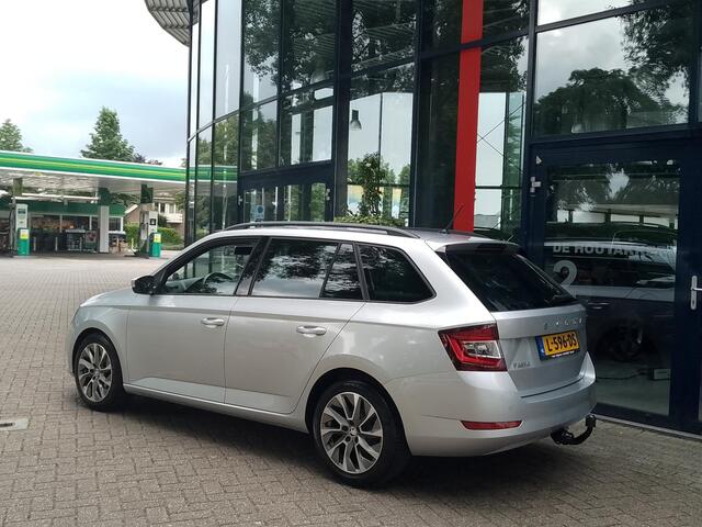 Skoda FABIA Combi 1.0 TSI Business Edition | Navi | Trekhaak | Airco | LM Velgen | Cruise Control | PDC