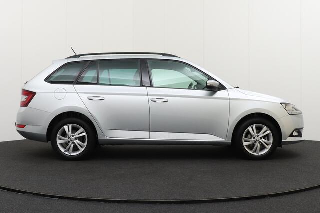 Skoda FABIA Combi 1.0 96 PK TSI Style Trekhaak Climate Cruise Park. Sens LED
