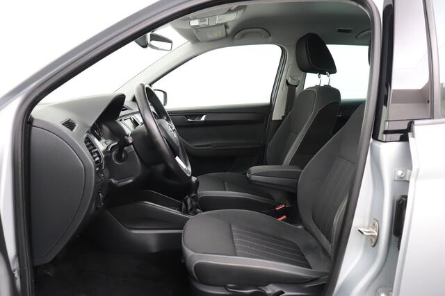 Skoda FABIA Combi 1.0 96 PK TSI Style Trekhaak Climate Cruise Park. Sens LED